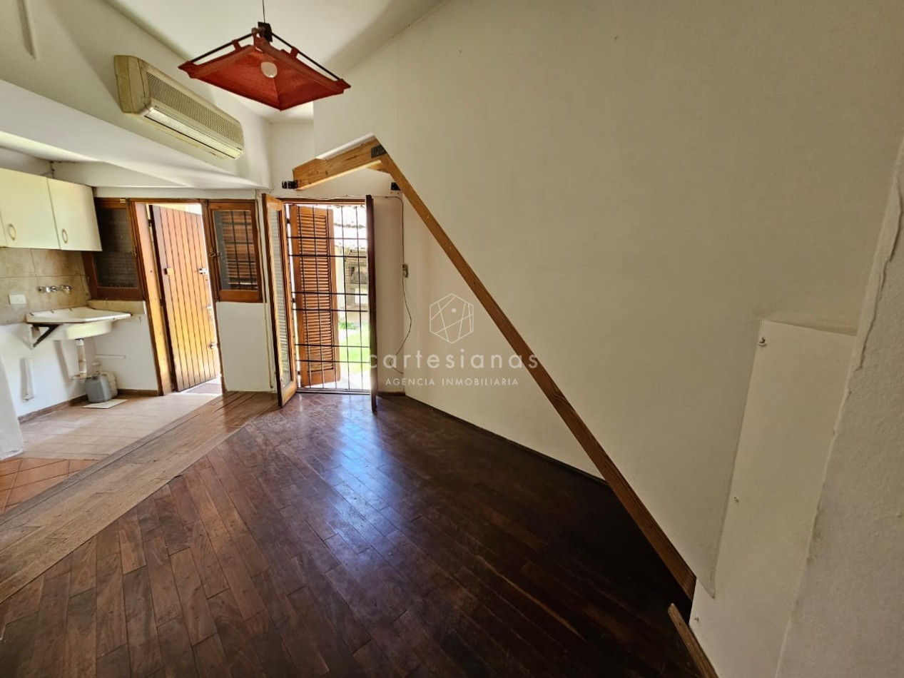 APTO CREDITO HIPOTECARIO PARQUE VELEZ SARSFIELD CASA DE 3 DORM C/PILETA