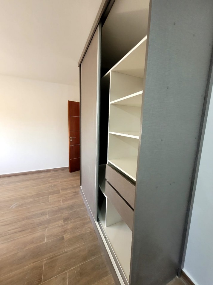 DUPLEX 2 DORM. EN HOUSING ZONA NORTE