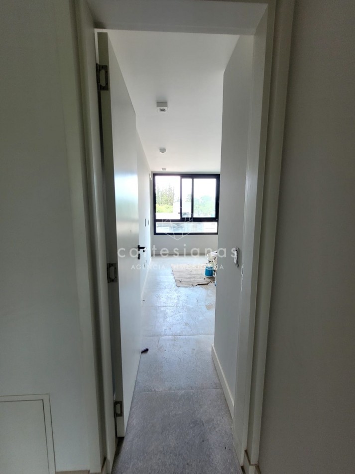 PREMIUM! HOUSING DUPLEX 3 DORMITORIOS. VILLA WARCALDE. POSESION JUNIO 2025