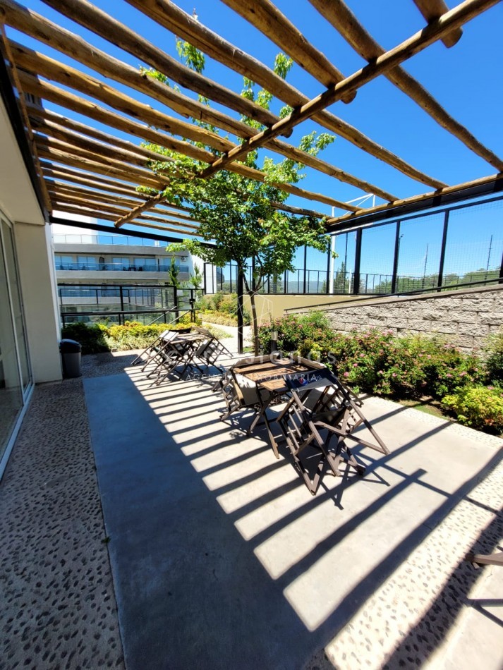 VENETO VILLAGE, DEPTO 2 DORM EQUIPADO. AMENITIES