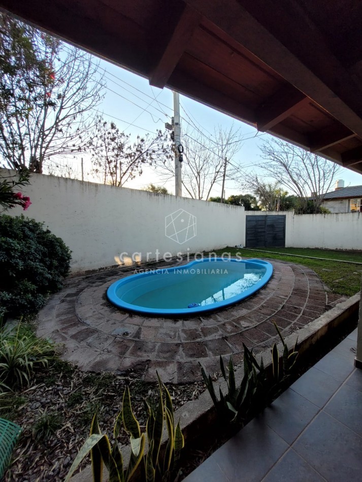 VILLA RIVERA INDARTE | CASA EN UNA SOLA PLANTA DE 3 DORM C/PILETA 