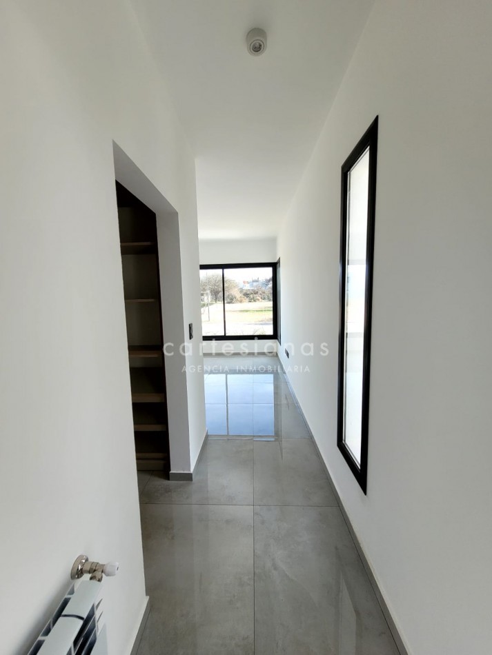BARRIO PRIVADO LAS CAÑITAS CASA DE DISEÑO 3 DORM