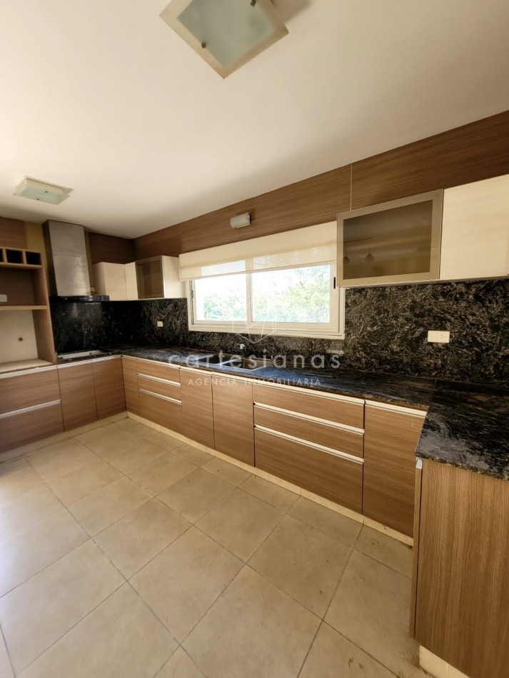 APTO CREDITO. VILLA CATALINA E-53 CASA DE 2 DORM