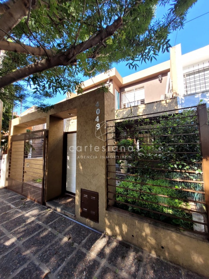 APTO CREDITO. IMPECABLE! DUPLEX DE 3 DORM. ZONA SUR.