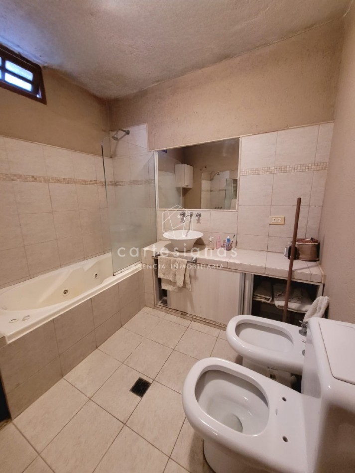 VILLA RIVERA INDARTE | CASA EN UNA SOLA PLANTA DE 3 DORM C/PILETA 