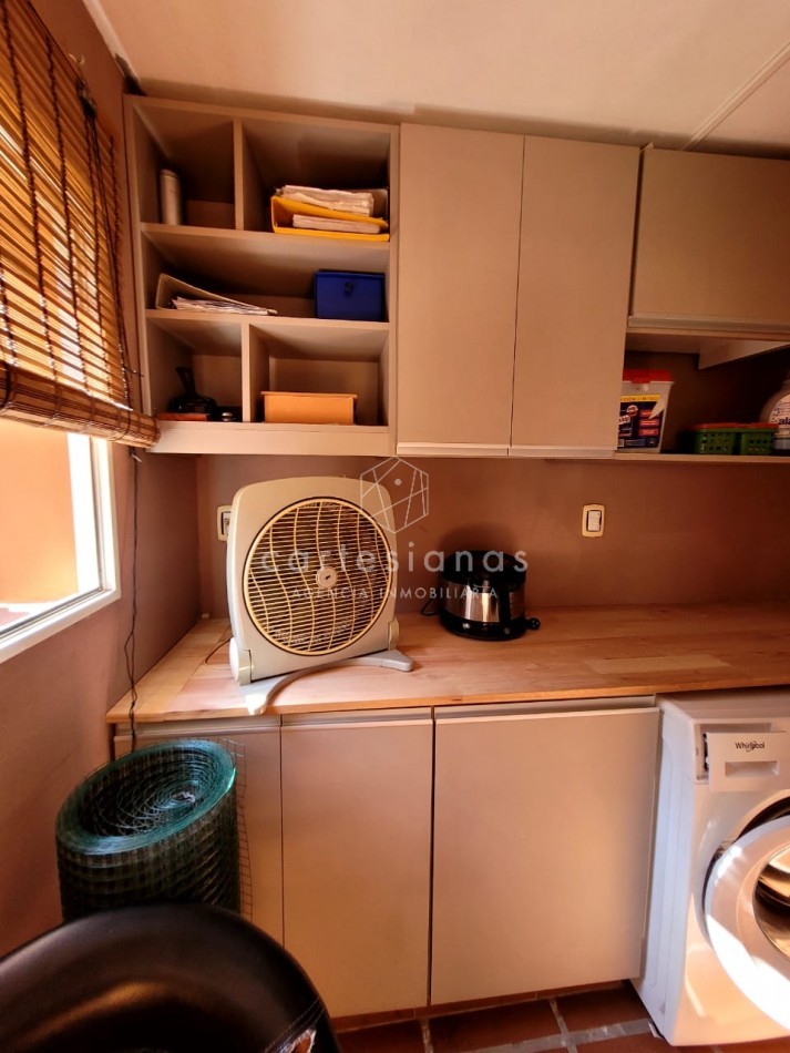 APTO CREDITO. IMPECABLE! DUPLEX DE 3 DORM. ZONA SUR.