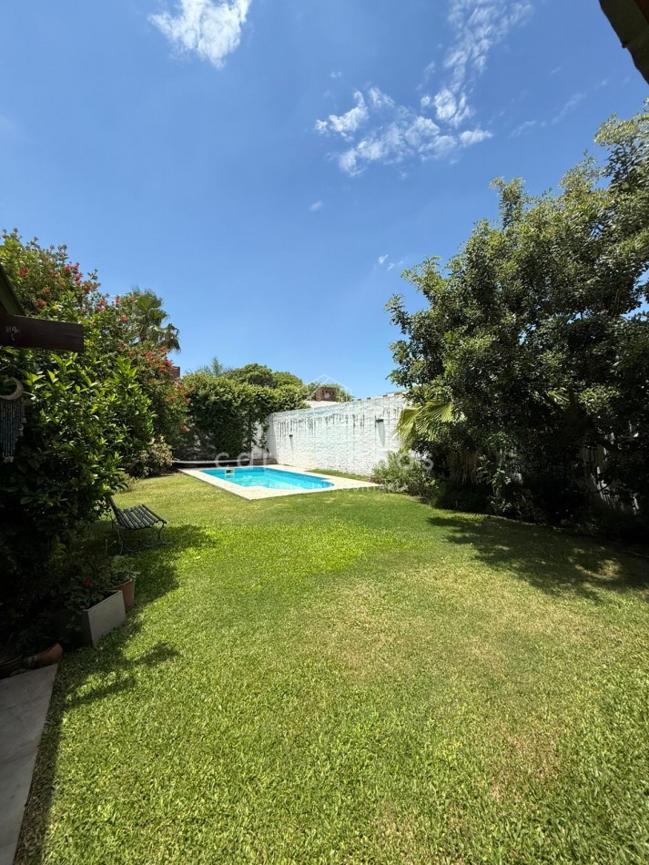 CASA DE 4 DORM C/PILETA | BAJO PALERMO