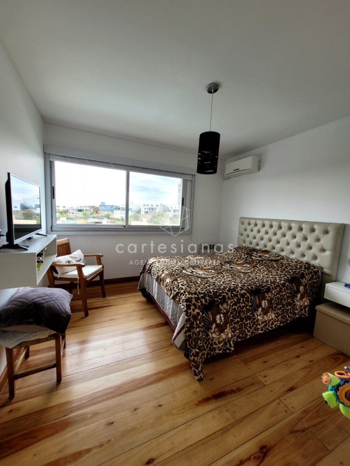 COUNTRY LA RUFINA CASA DE 4 DORM