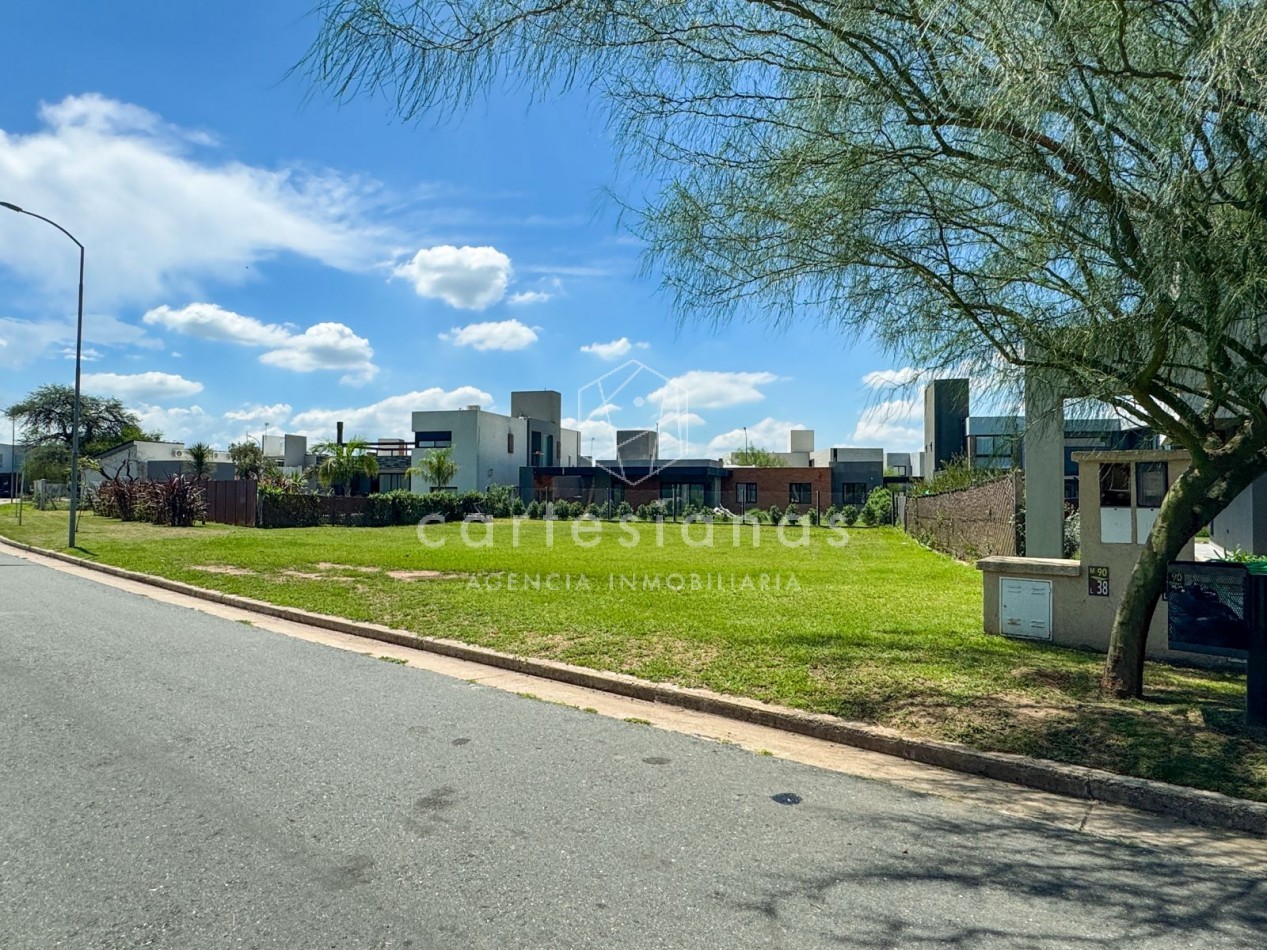 SIETE SOLES LOTE CENTRAL DE 600 M2 | PARTERRES