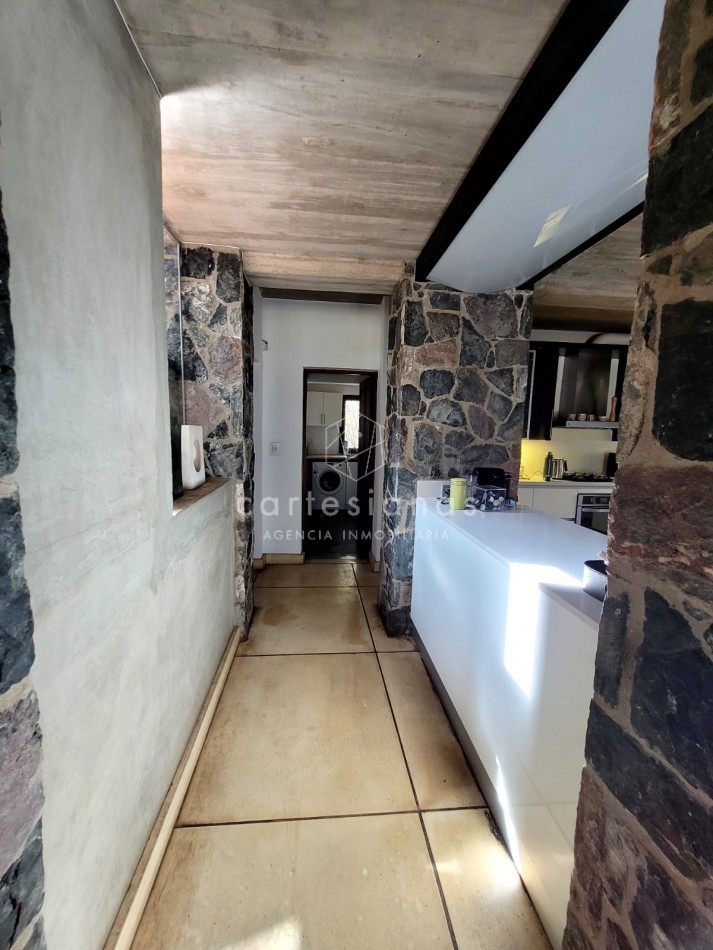 COUNTRY EL BOSQUE IMPECABLE! CASA DE 3 DORMITORIOS 650 MTS CUB.