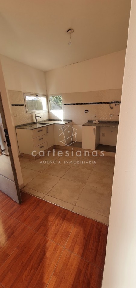 SE VENDEN 3 UNIDADES: DOS de 1 DORM y UNO de 2 DORM EN COMPLEJO B° BELLA VISTA