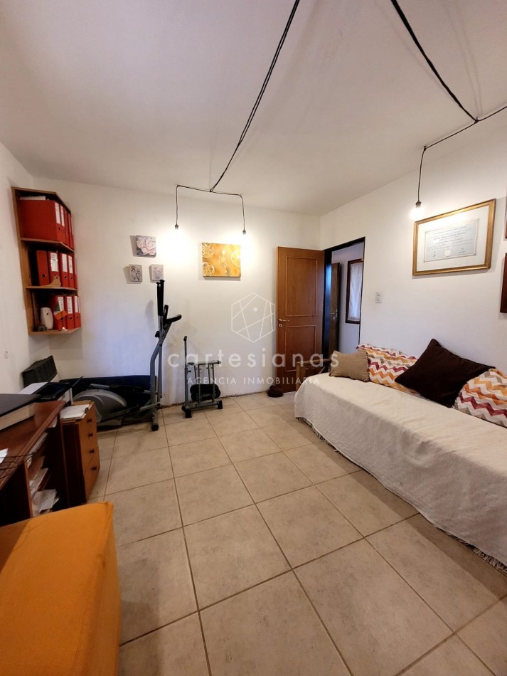 MORADA, VILLA URBANA. CASA DE 2 DORM , 2 BAÑOS, PILETA. APTO CREDITO HIPOTECARIO
