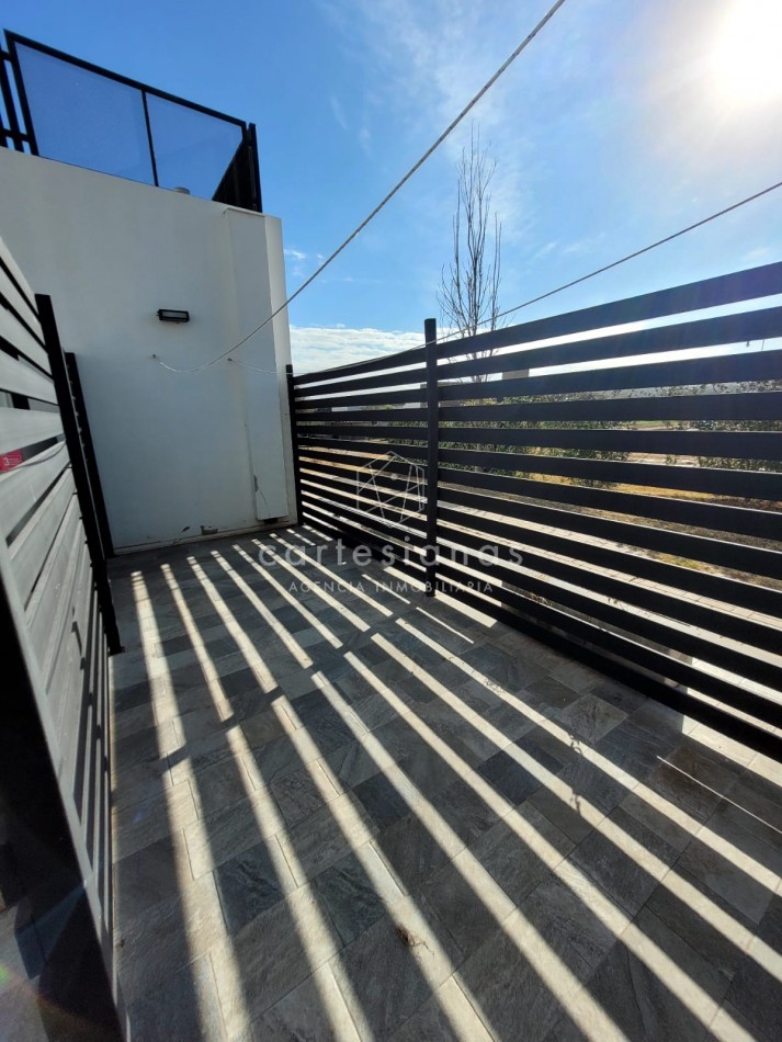 PREMIUM! CASA 4 DORM EN CAUSANA. 650 MTS CUB, 5000 MTS LOTE