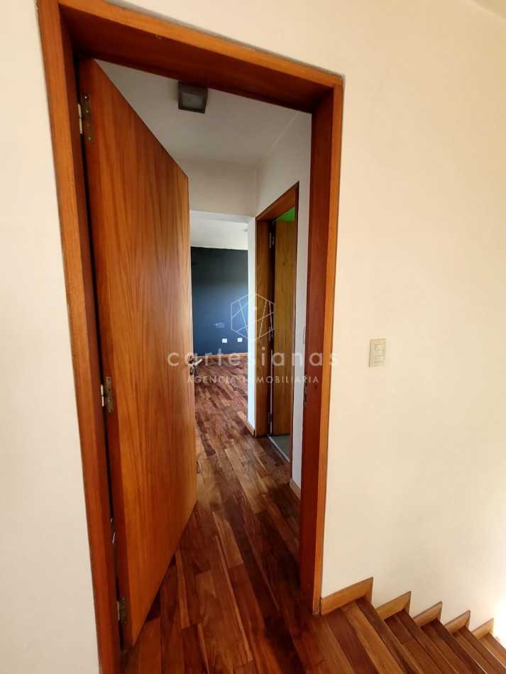 LA MORADA, V. ALLENDE. HERMOSA CASA DE 3 DORM + DEPENDENCIA. APTO CREDITO