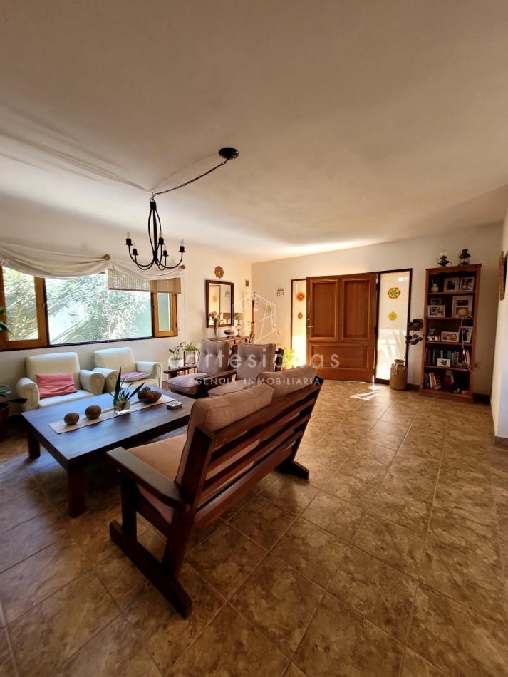 MORADA, VILLA URBANA. CASA DE 2 DORM , 2 BAÑOS, PILETA. APTO CREDITO HIPOTECARIO