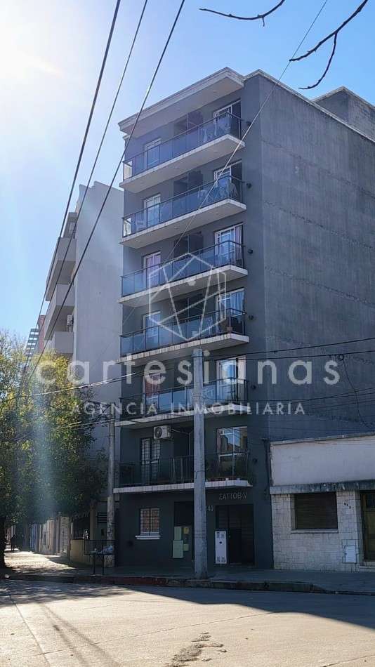ALTA CORDOBA DEPTO 1 DORM. RECIBO VEHICULO, LOTE.