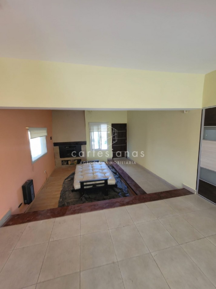 APTO CREDITO. VILLA CATALINA E-53 CASA DE 2 DORM