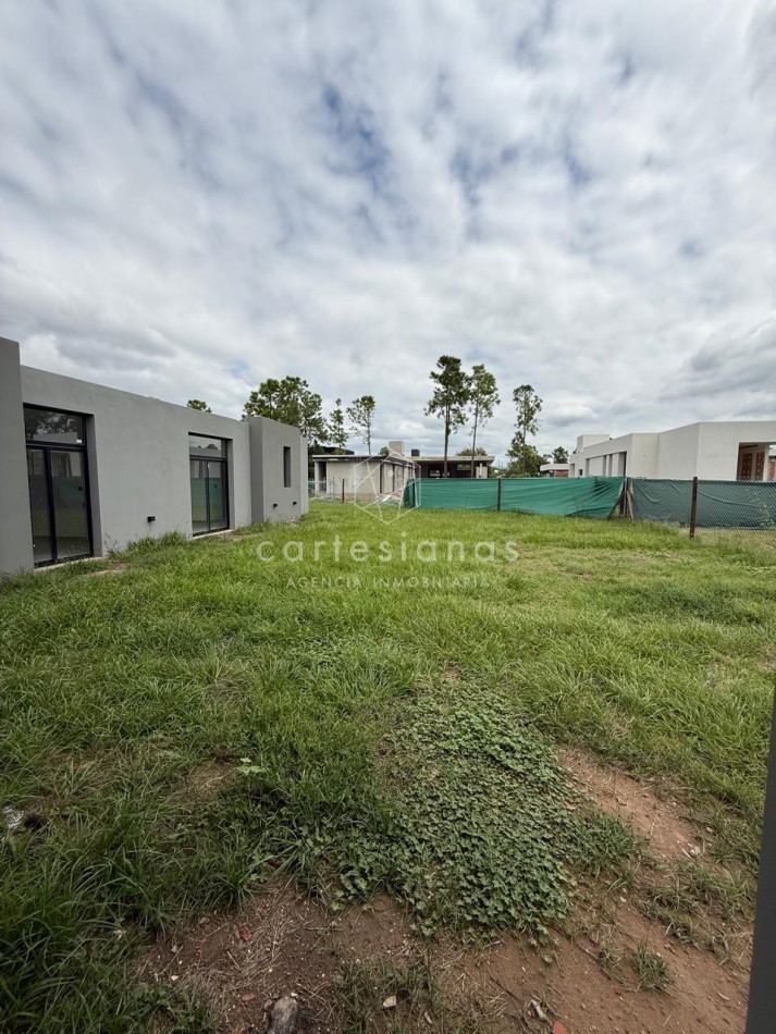CHACRAS DE LA VILLA CASA DE 3 DORM EN UNA SOLA PLANTA