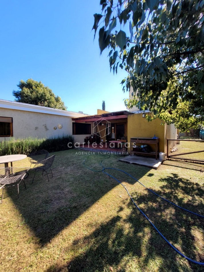 MORADA, VILLA URBANA. CASA DE 2 DORM , 2 BAÑOS, PILETA. APTO CREDITO HIPOTECARIO
