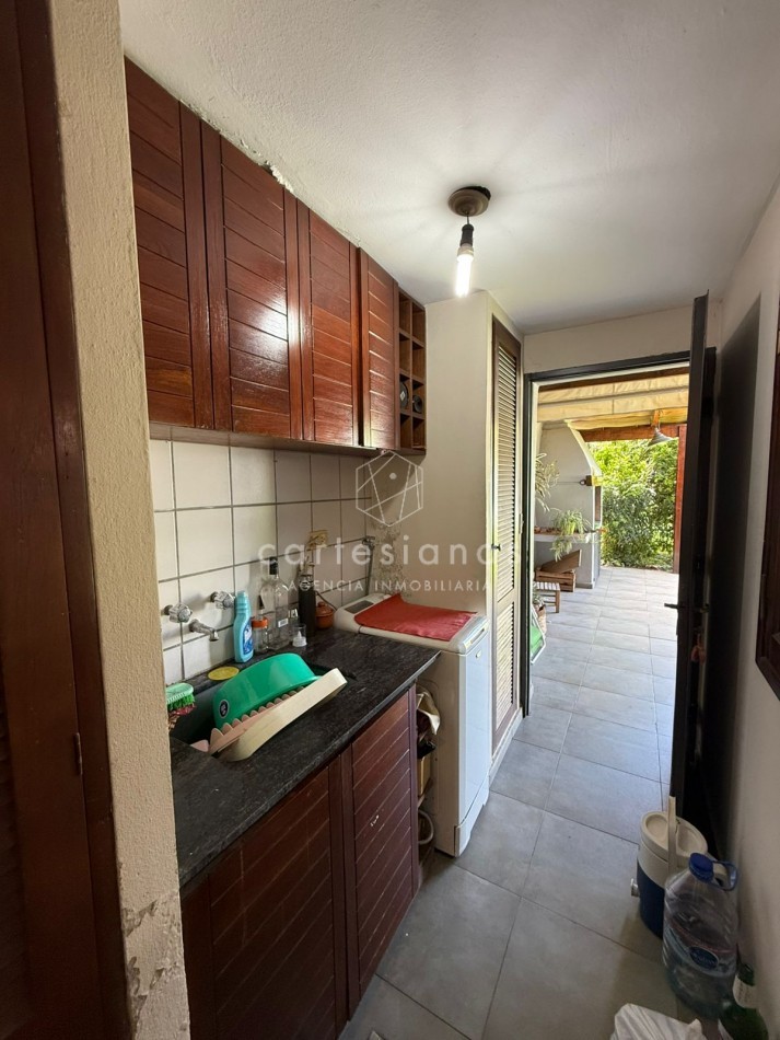 CASA DE 4 DORM C/PILETA | BAJO PALERMO
