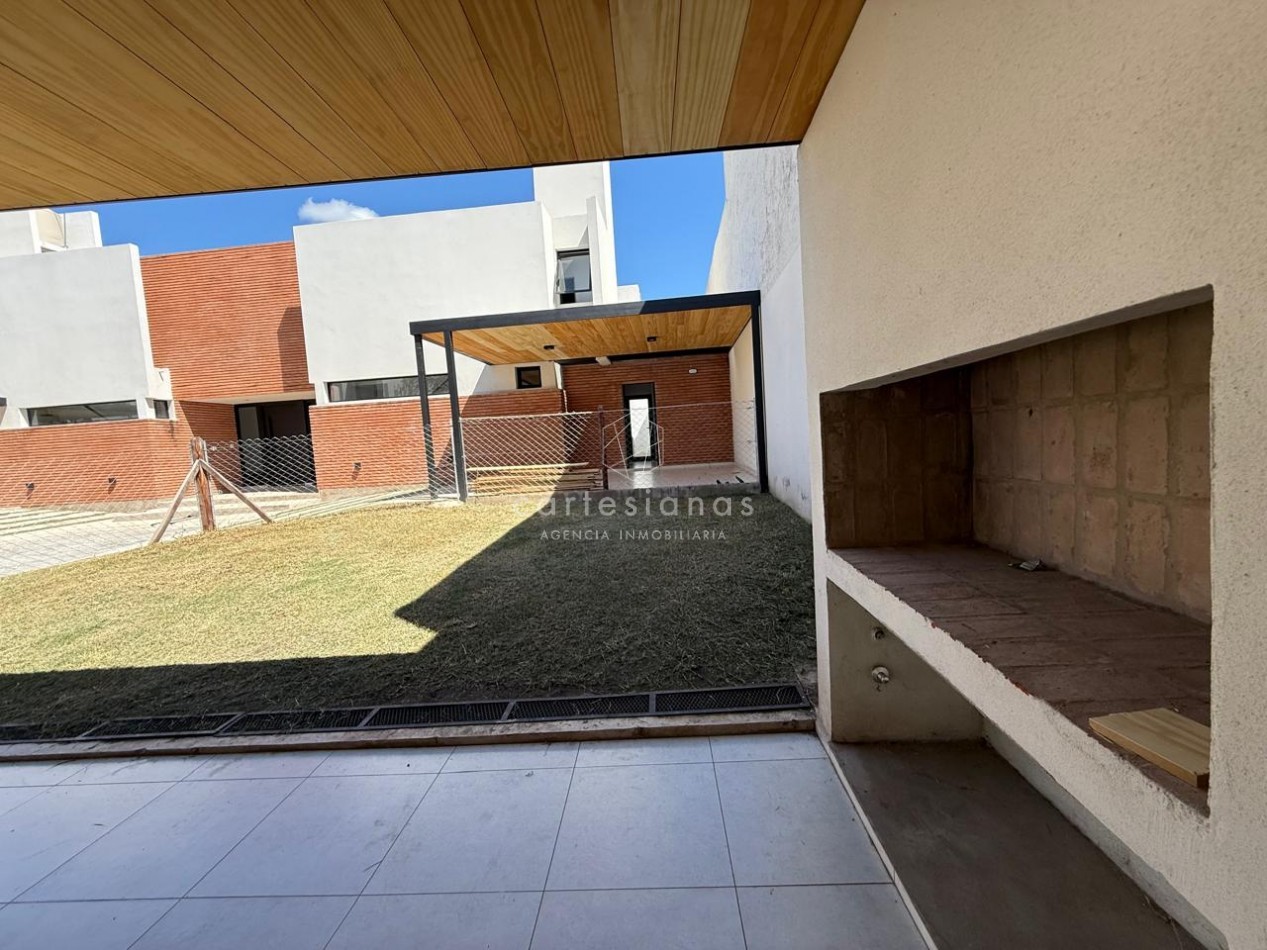 LA CALERA| ZONA TERRAZAS DE LA ESTANZUELA DUPLEX 2 DORN EN HOUSING