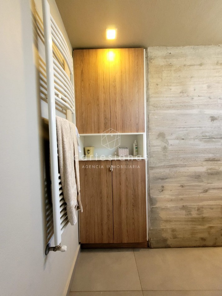 COUNTRY EL BOSQUE IMPECABLE! CASA DE 3 DORMITORIOS 650 MTS CUB.