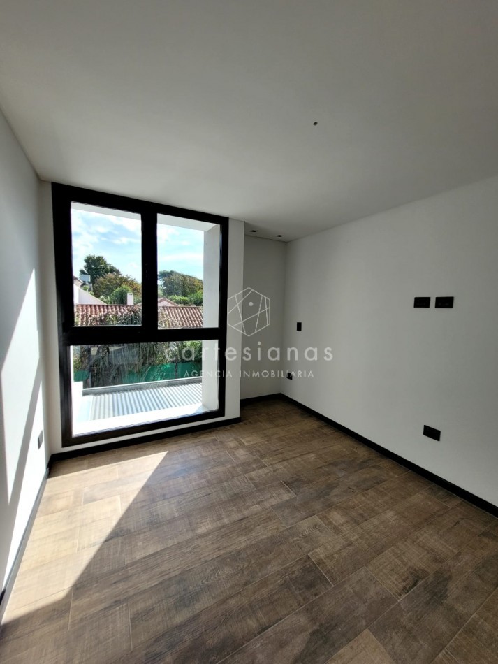 HOUSING EN LA CAROLINA CASA DE 3 DORM. CALIDAD PREMIUM
