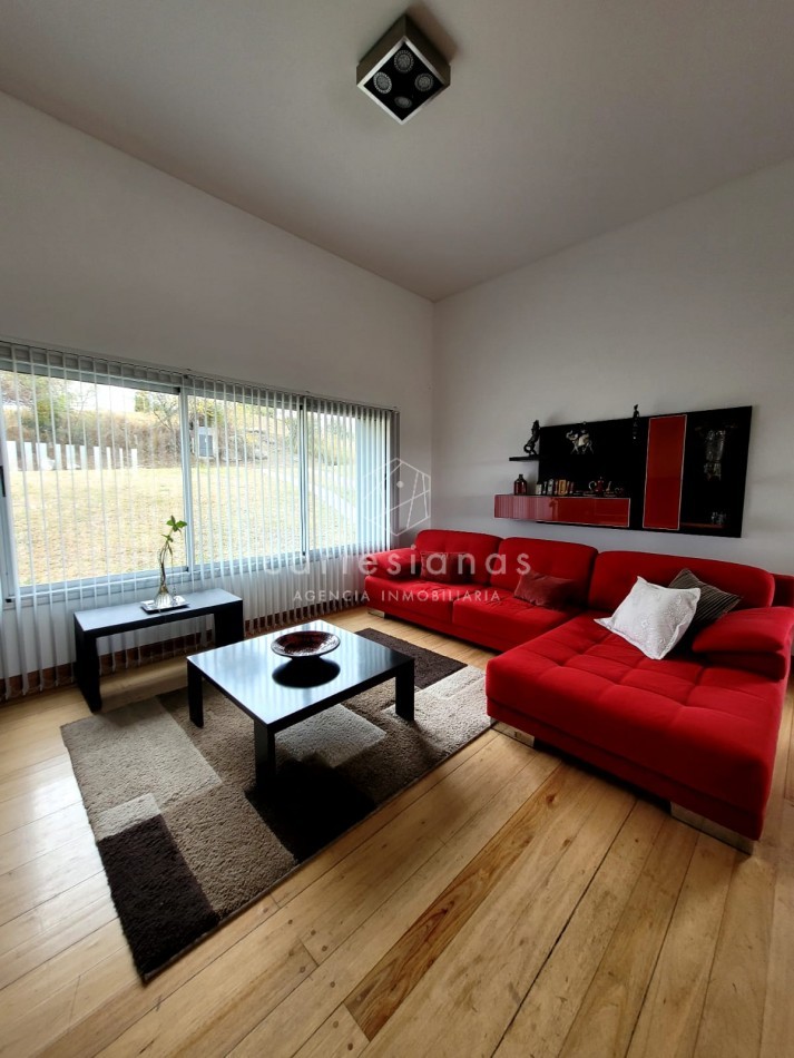 COUNTRY LA RUFINA CASA DE 4 DORM