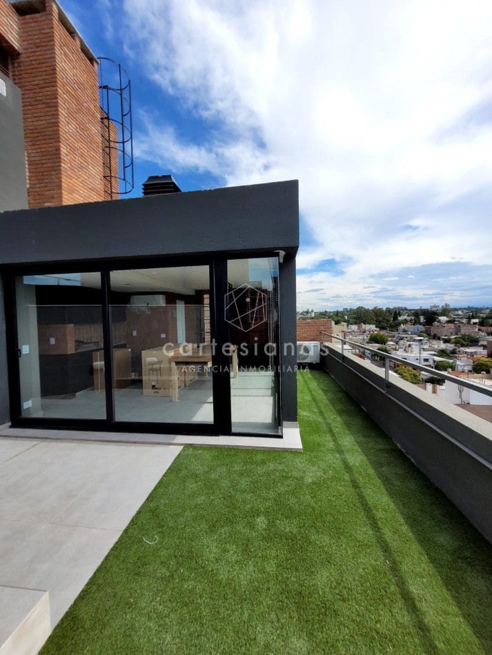 A ESTRENAR! 2 DORM 2 BAÑOS. AV. VELEZ SARSFIELD. ZONA POCITO. AMENITIES