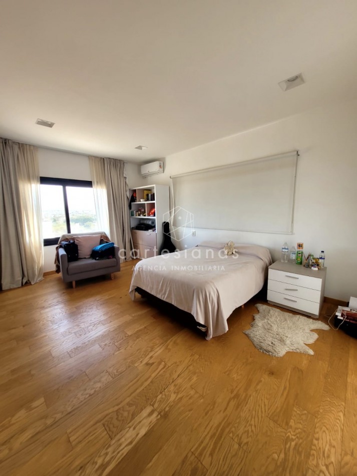 PREMIUM! CASA 4 DORM EN CAUSANA. 650 MTS CUB, 5000 MTS LOTE