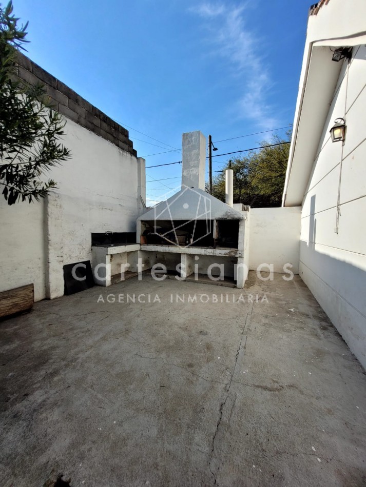 APTO CREDITO. CASA 3 DORM PARQUE HORIZONTE