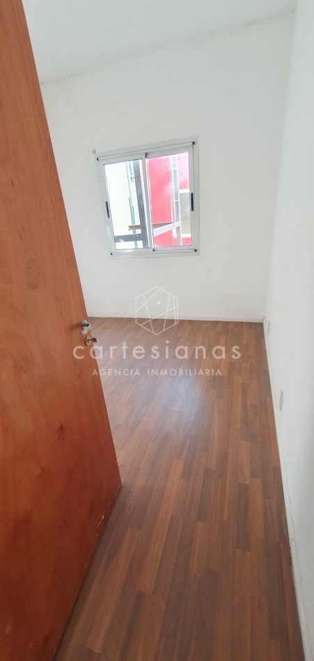 SE VENDEN 3 UNIDADES: DOS de 1 DORM y UNO de 2 DORM EN COMPLEJO B° BELLA VISTA