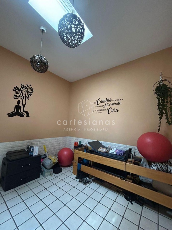 DEPTO PB DE 4 DORM C/PATIO. CALLE MEJICO B° PUEYRREDON