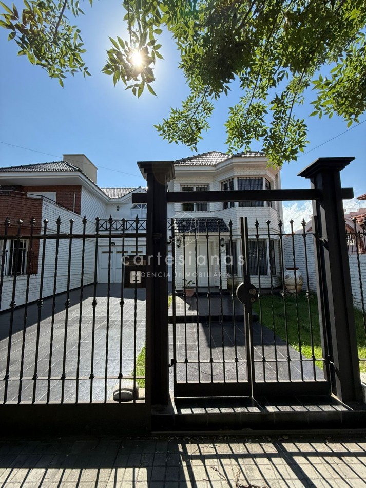 ZONA NORTE CASA DE 4 DORM A MTRS DE LA BAJA DEL CERRO | CERRO DE LAS ROSAS