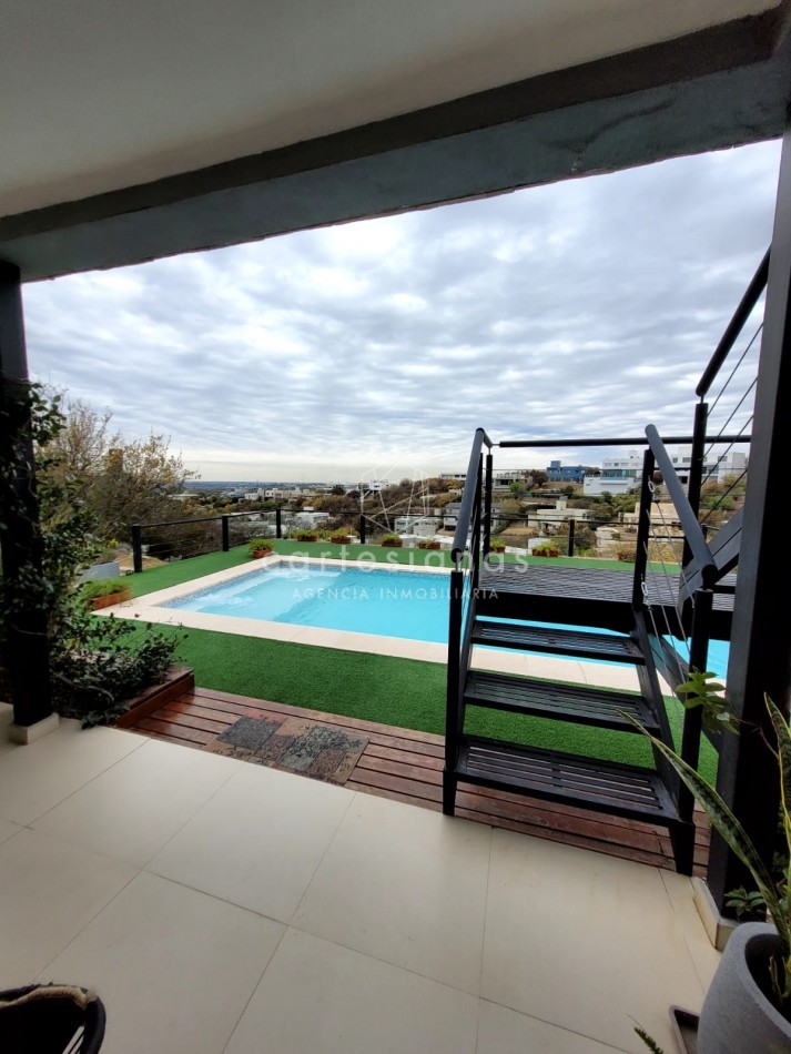 COUNTRY LA RUFINA CASA DE 4 DORM