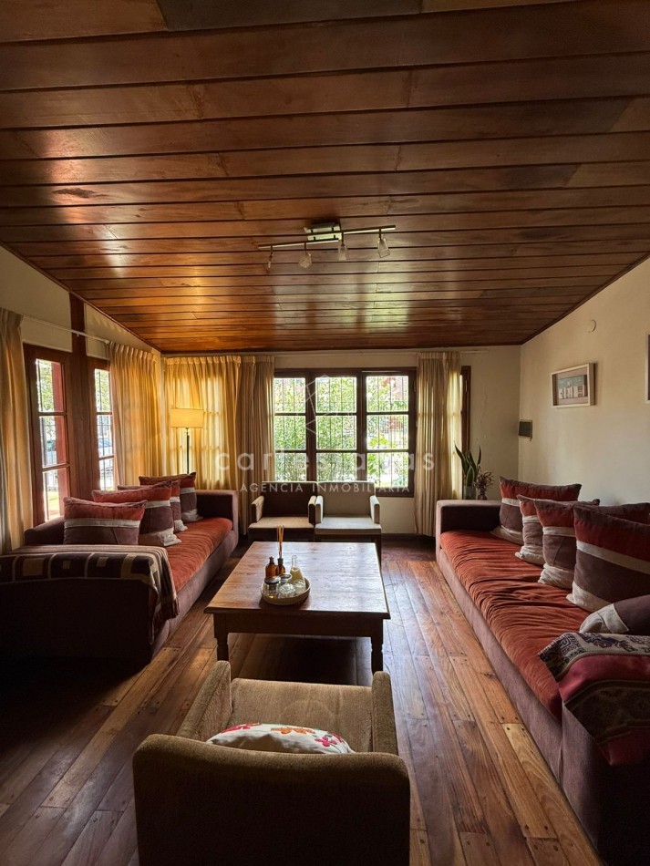 CASA DE 4 DORM C/PILETA | BAJO PALERMO