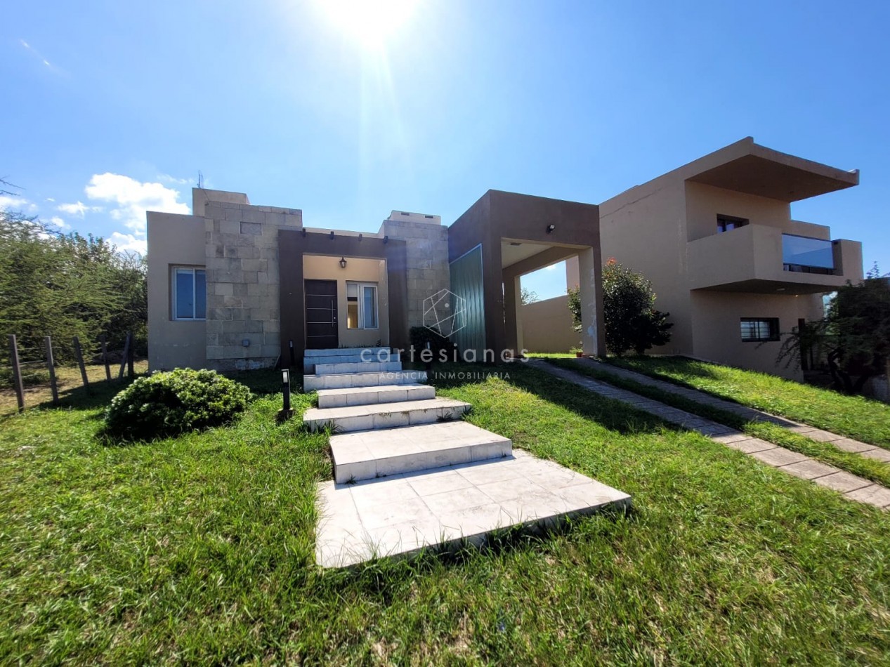 APTO CREDITO. VILLA CATALINA E-53 CASA DE 2 DORM