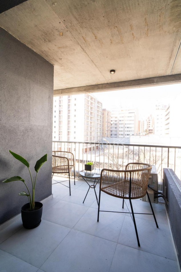 DEPTO 1 DORM SOBRE AV. VELEZ SARSFIELD 1340