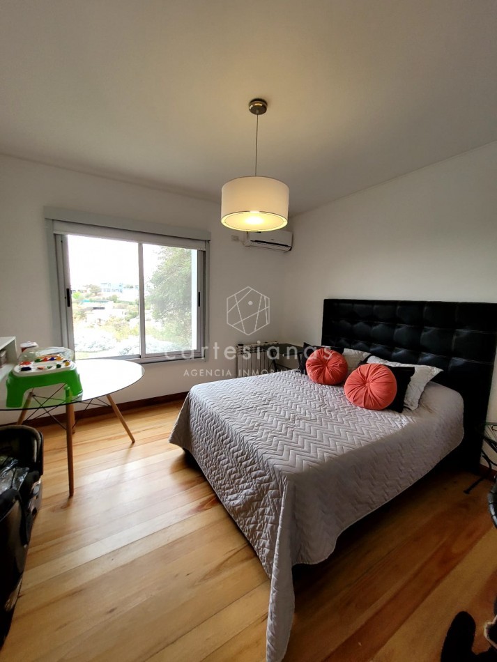 COUNTRY LA RUFINA CASA DE 4 DORM