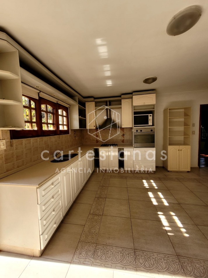 APTO CREDITO. CASA 3 DORM PARQUE HORIZONTE