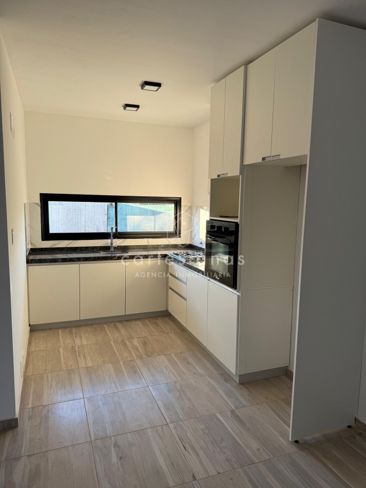 DUPLEX 2 DORM C/PILETA BARRIO NORTE