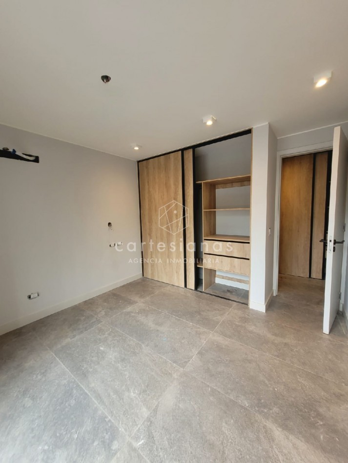 HOUSING EN VILLA WARCALDE. CASA 3 DORM EN UNA PLANTA. CATEGORIA