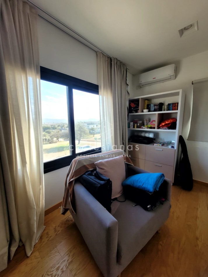 PREMIUM! CASA 4 DORM EN CAUSANA. 650 MTS CUB, 5000 MTS LOTE