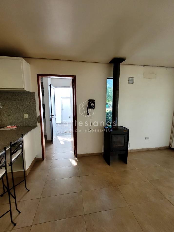 LA MORADA, V. ALLENDE. HERMOSA CASA DE 3 DORM + DEPENDENCIA. APTO CREDITO