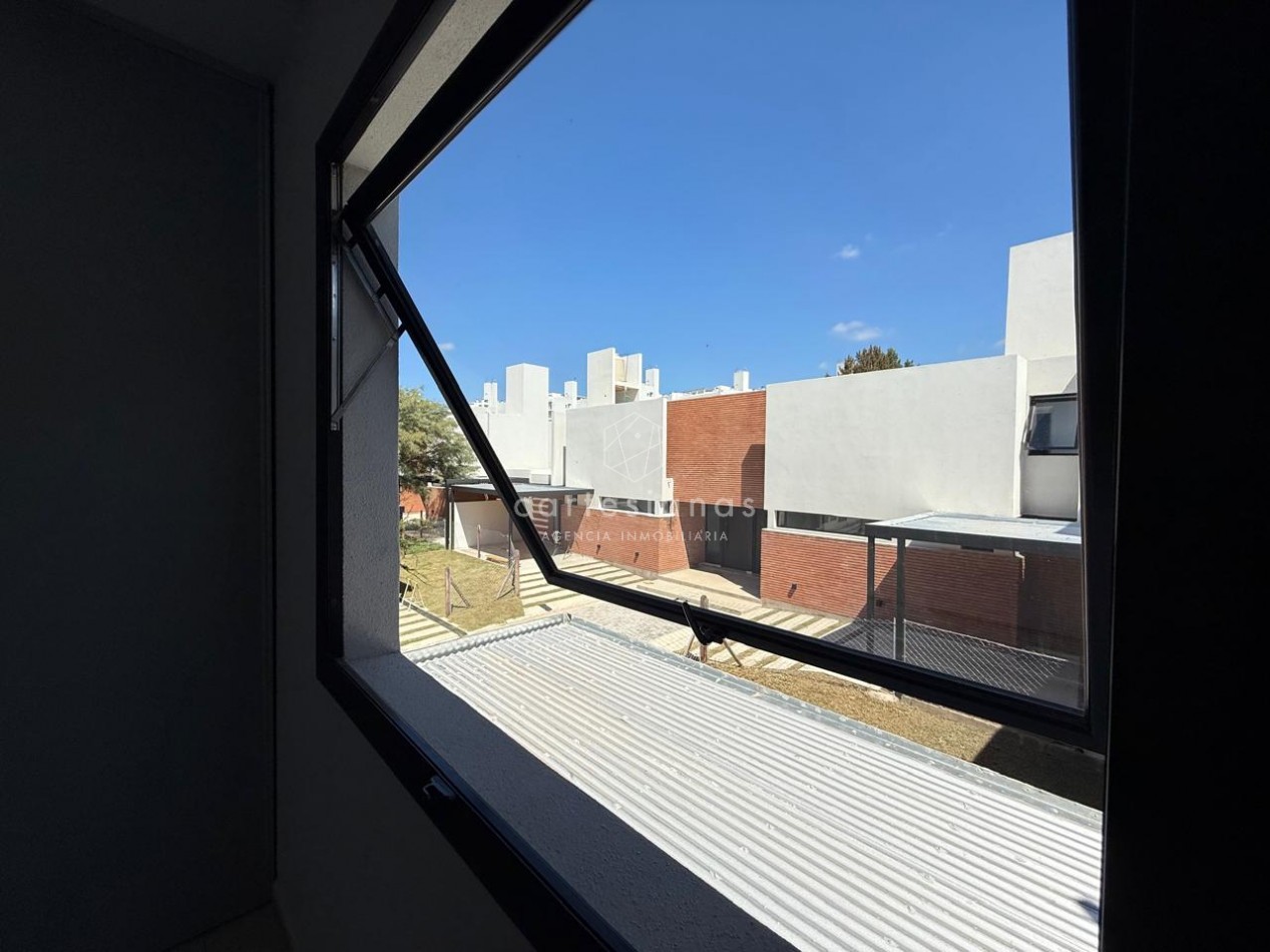 LA CALERA| ZONA TERRAZAS DE LA ESTANZUELA DUPLEX 2 DORN EN HOUSING