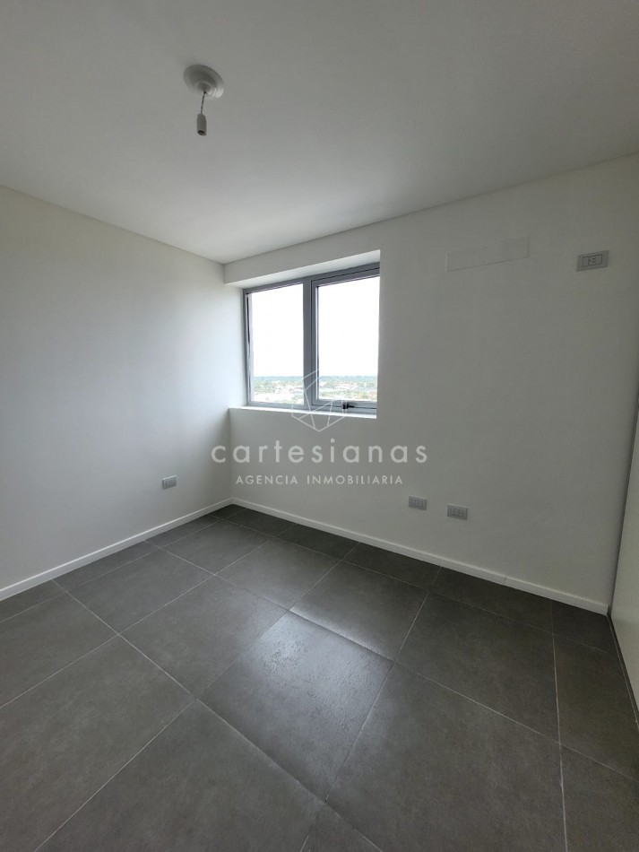 CIUDAD GAMA 1 DORM TORRE II, POSESION INMEDIATA. PISO ALTO