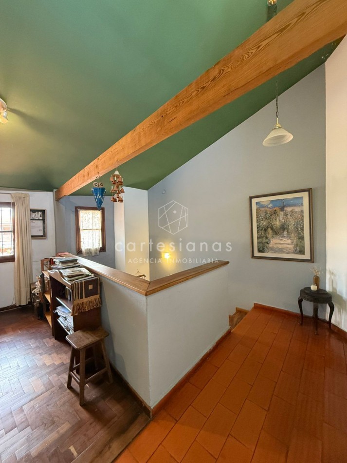 CASA DE 4 DORM C/PILETA | BAJO PALERMO