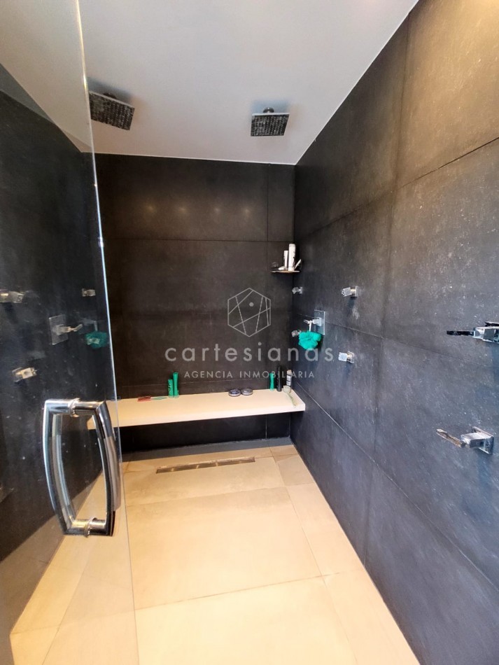 PREMIUM! CASA 4 DORM EN CAUSANA. 650 MTS CUB, 5000 MTS LOTE