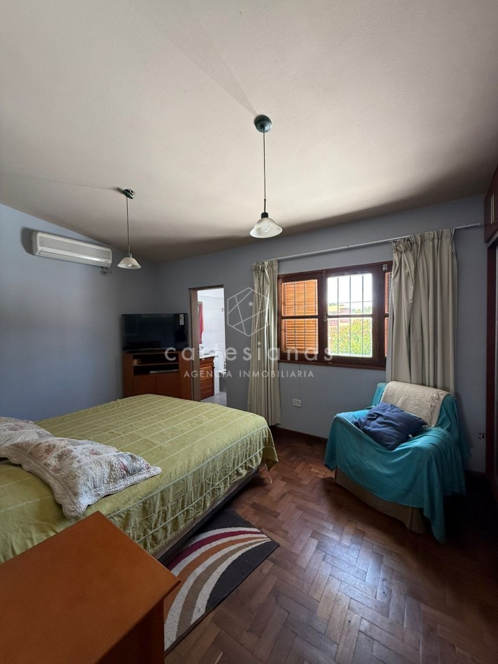 CASA DE 4 DORM C/PILETA | BAJO PALERMO