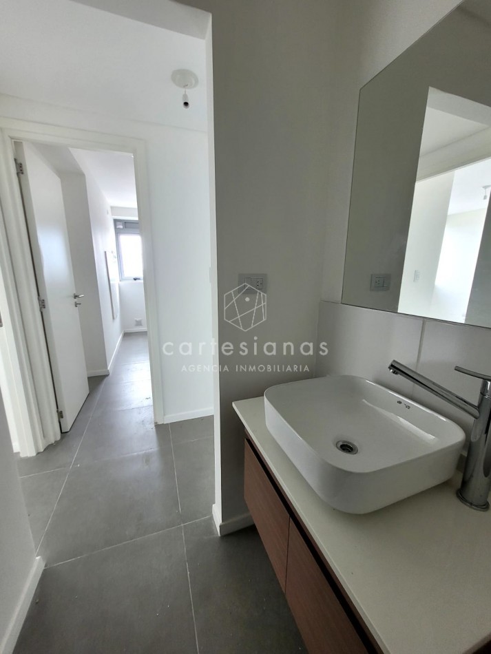 CIUDAD GAMA 1 DORM TORRE II, POSESION INMEDIATA. PISO ALTO